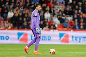 阿斯：瓦倫門將稱隊友因合同條款獲得上場機會，引發(fā)更衣室不滿