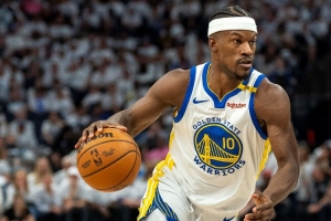 這也太準了！巴特勒三分7中5