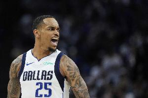 PJ·華盛頓：希望球迷們今晚能為我們歡呼 罰球的時候則能安靜點