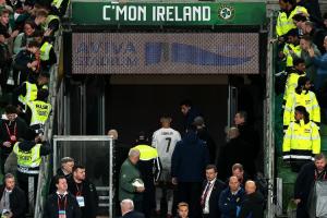 輸球+染紅停賽，年近41歲的C羅很可能已經(jīng)踢完生涯最后一場世預賽