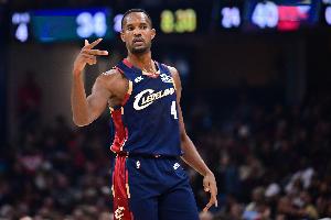 斯科蒂·巴恩斯：莫布里技術精湛很出色 不喜歡把我們放一起比較