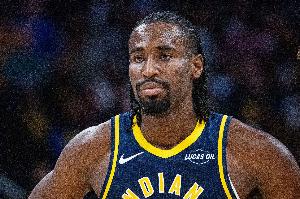 傷不起了！卡萊爾：內(nèi)史密斯沒傷得特別嚴重 但仍將缺席一段時間