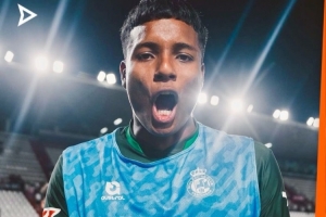 羅體：羅馬有意阿雷瓦洛，桑坦德競(jìng)技總監(jiān)承認(rèn)球員冬季可能離隊(duì)