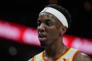 外線神準(zhǔn)！老鷹三分47投24中 命中率高達(dá)51.1%