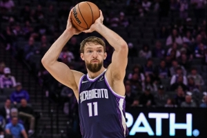 麥丹：小薩三節(jié)31分確實(shí)厲害 最后讓他在禁區(qū)里接球變得更困難了