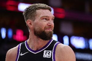 最后時(shí)刻不好！小薩博尼斯24中14空砍全場(chǎng)最高34分 另有11板3助