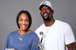 阿賈談和阿德巴約談戀愛：在我看來(lái)他很完美 他做什么都是對(duì)的