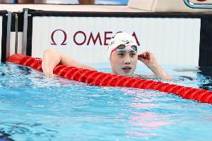 全運會女子50米蝶泳半決賽：余依婷、張雨霏、吳卿風(fēng)順利晉級決賽