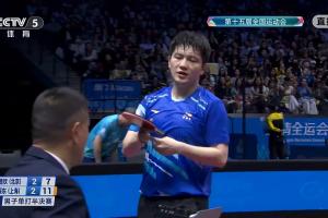 小胖兩度扳平！王楚欽vs樊振東第四局，樊振東11-7拿下再度扳平！