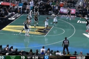 高射炮來了！特納弧頂加長三分再進 1分鐘內(nèi)連中3記三分！