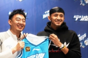 重返CBA！卡米然曬與寧波簽約視頻：終點(diǎn)雖很遙遠(yuǎn) 歸來仍是少年