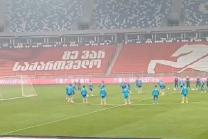 記者：如果土耳其沒(méi)能戰(zhàn)勝保加利亞，西班牙本場(chǎng)獲勝可確定頭名