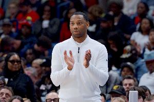 隊(duì)記：老板看好威利·格林的潛力 但球隊(duì)其他人質(zhì)疑其決策和輪換