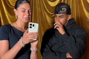 厲害！亞馬爾看兒時照片猜球員，內(nèi)馬爾、德容、梅西、萊萬全猜中