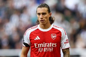 意媒：髖部傷勢(shì)未康復(fù)，卡拉菲奧里已提前離開意大利隊(duì)訓(xùn)練營(yíng)