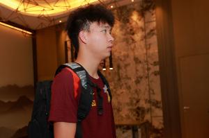 潘偉力：王鈺棟簽經(jīng)紀(jì)公司是足協(xié)推動(dòng)，冬天留洋時(shí)機(jī)不是特別好