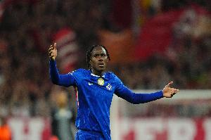 查洛巴：第一件球衣是大羅的巴西球衣 足球圈的第一個(gè)朋友是芒特