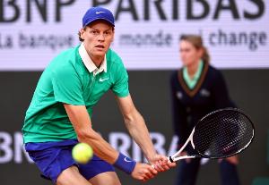 辛納談阿卡鎖定年終第一：實至名歸，他度過了不可思議的賽季