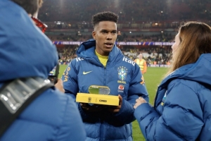 斬獲進(jìn)球！埃斯特旺當(dāng)選對(duì)陣塞內(nèi)加爾一役巴西隊(duì)內(nèi)最佳球員