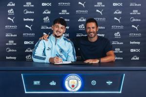 英媒：紐卡再次追求23歲曼城門(mén)將特拉福德，熱刺、西漢姆也在關(guān)注