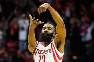 馬健：快船想進(jìn)季后賽需火箭登降臨 期待小卡復(fù)出不如讓哈登單核