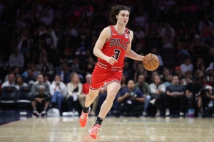 吉迪和三球之間選誰建隊(duì)？阿里納斯：吉迪 他和誰都能共存