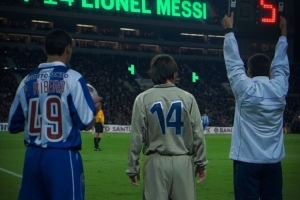 傳奇開啟！22年前的今天，梅西上演巴薩一線隊首秀