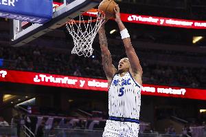 場均21.7分8.7板！明天魔術(shù)客戰(zhàn)火箭 班凱羅因左腹股溝拉傷缺陣