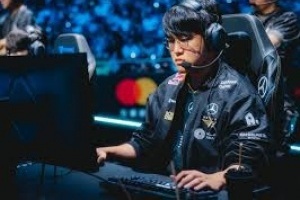 拉扯結(jié)束？韓網(wǎng)爆料：Gumayusi與T1續(xù)約兩年