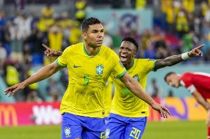 卡塞米羅：巴西正在不斷進(jìn)步 賽前苦練了任意球很高興有成效