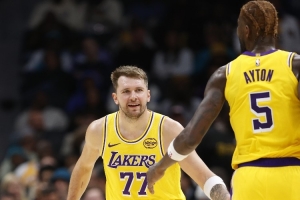 感謝喂餅！艾頓：東里是主要組織者 他們讓我的工作變得很簡(jiǎn)單