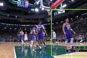 非常大聲！字母哥罰球三不沾 東契奇高喊：波動來！