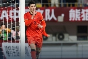 今日趣圖：大家都誤會羅哥了，真正的羅哥現(xiàn)在在拜合拉木身上呢~