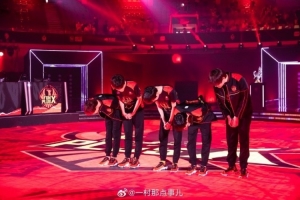 攝影師一村分享19FPX照片：人啊，其實(shí)就是活那么幾個(gè)瞬間