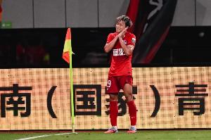 已收到海港等幾家球隊邀約，茹子楠：努力抓住最微小的保級機會