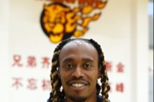 麥考爾：我喜歡贏球 向杜鋒指導(dǎo)學(xué)習(xí) 我的領(lǐng)導(dǎo)力和防守可幫助球隊(duì)