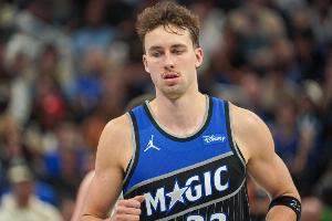 力劈華山！小瓦格納突破迎著阿門補(bǔ)防直接劈扣