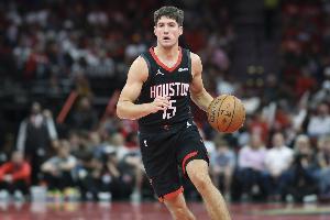 一級(jí)惡犯！謝潑德被貝恩帽翻&挑釁 倒地勾腿放倒對(duì)手