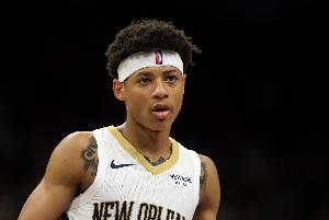 博雷戈：費爾斯全場奔襲能力太強了 我們必須多打快攻抓好落實