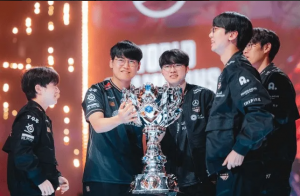 T1 相關(guān)人員：隊伍跟Gumayusi溝通了很多，但最終他還是決定踏上新的挑戰(zhàn)