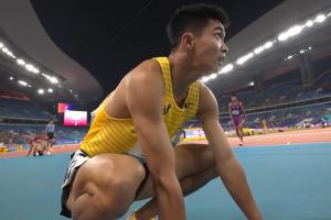破全國紀(jì)錄！福建選手龔德濱48秒68大幅刷新PB 奪男子400米欄金牌