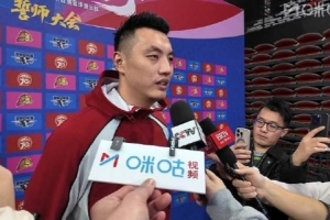 翟曉川：希望曾凡博回來(lái) 幫助球隊(duì)沖擊冠軍 和趙睿很熟悉