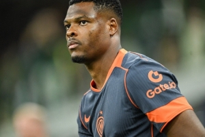 斯基拉：國(guó)米正在探索轉(zhuǎn)會(huì)市場(chǎng)，以尋找鄧弗里斯的潛在替代者