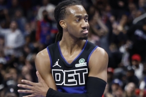 太牛啦！詹金斯21中11砍26分2板8助攻1斷 正負(fù)值+23冠絕全場