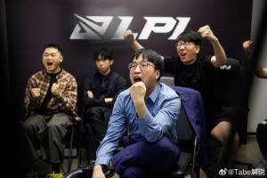 AL教練組怎么辦？涵藝：abe把bigwei 小白 家子正都帶去了JDG