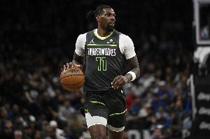 砍下22分！芬奇談里德：他的表現(xiàn)很不錯(cuò) 投進(jìn)的球都很流暢