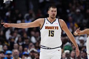 歷史第二！約基奇12次35分15籃板10助攻三雙&僅次于羅伯特森