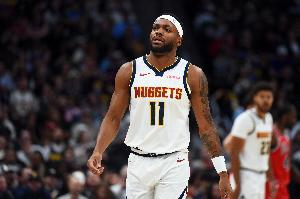 在場上干啥呢？布魯斯·布朗替補23分鐘 2中0一分未得&僅拿2板