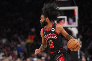 科比·懷特談出場時間限制：隨著比賽進行 感覺我的雙腿愈發(fā)沉重