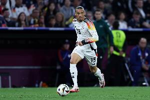 基米希：薩內(nèi)的表現(xiàn)令人印象深刻，他不僅打進(jìn)兩球反搶也很積極